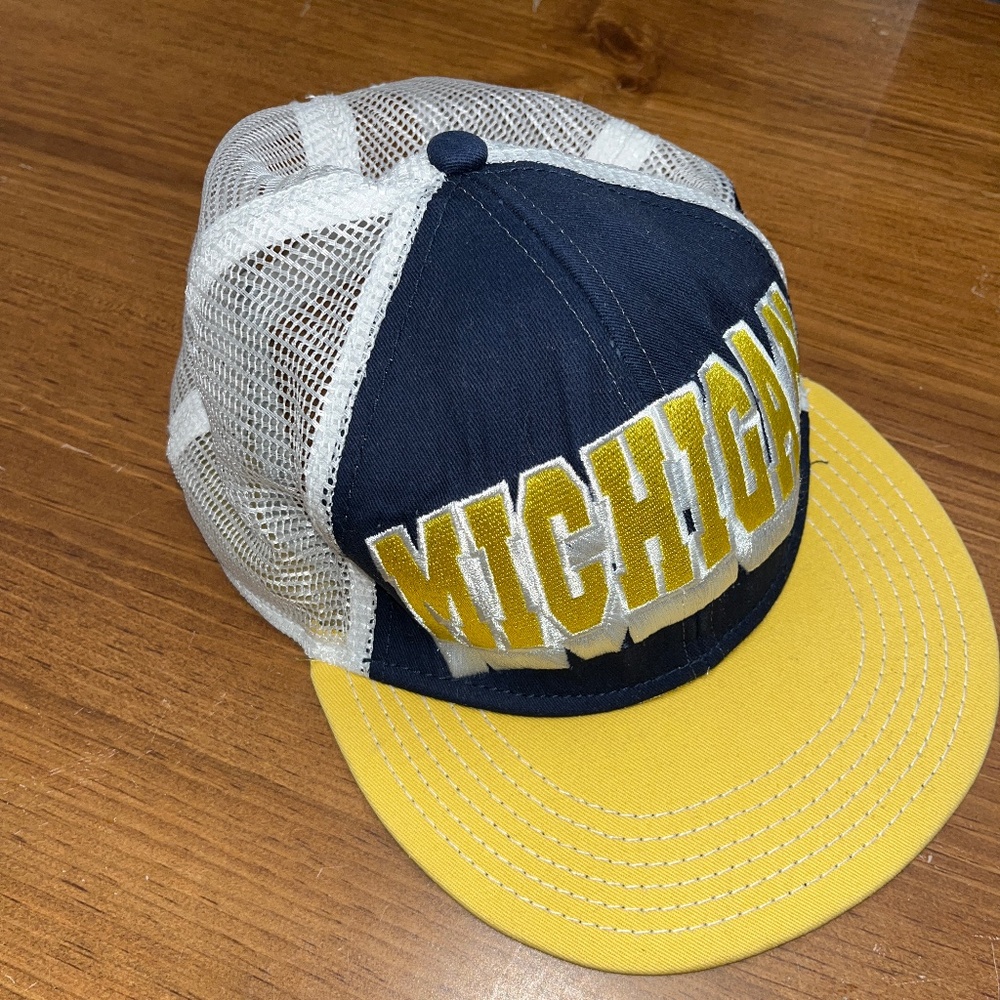 University of Michigan U of M OS - Picture 5 of 12